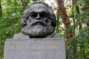 Kan Marx redde klimaet? (Foto Mary Bettini Blank, Pixabay)